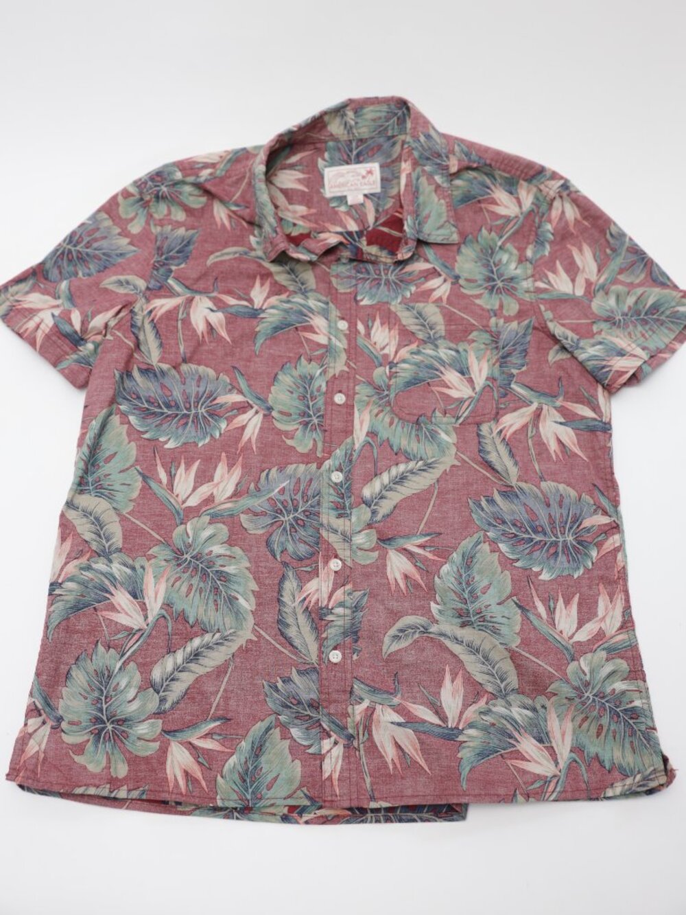 American Eagle Outfitters Hawaiian Shirt Flowered Short Sleeve Button Down